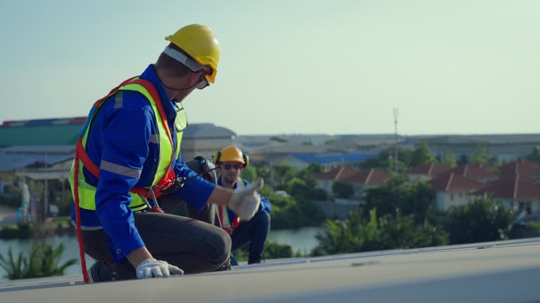 Best Hot Roofs  in Vermilion, OH